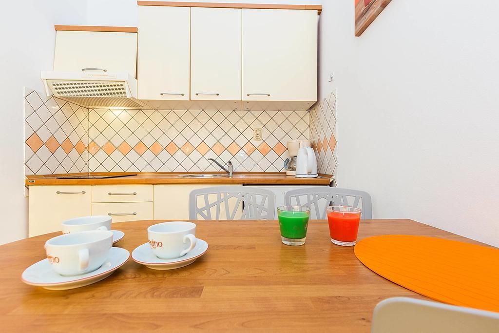 Apartments Dada Biograd Na Moru Cameră foto