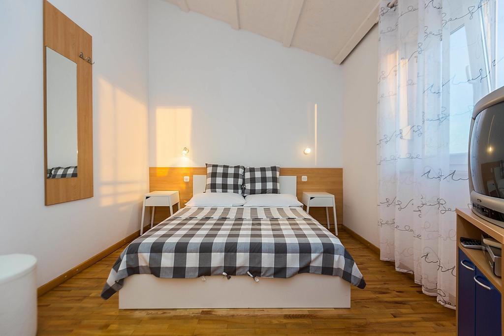 Apartments Dada Biograd Na Moru Cameră foto